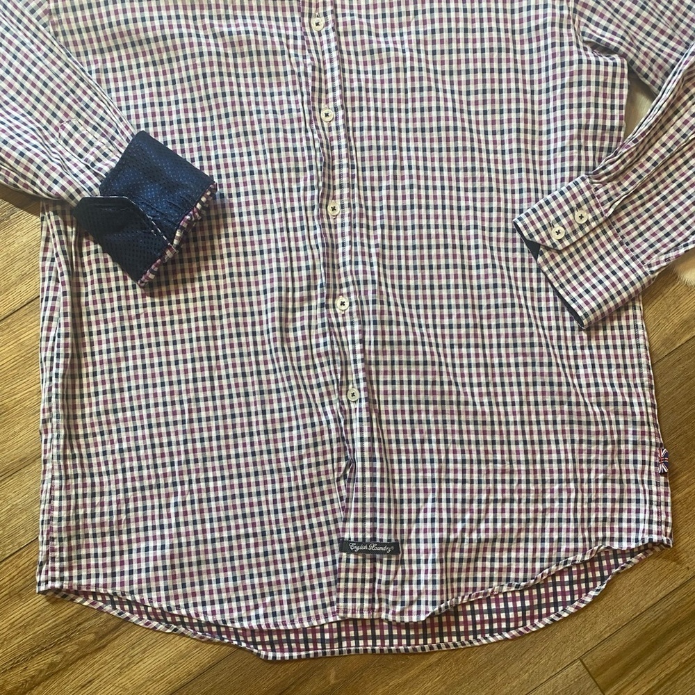 men's long-sleeve, button-down dress shirt with a gingham pattern - Picture 3 of 13